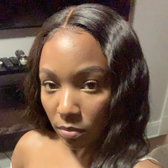 Boutique Owner - Picture 1 of 5